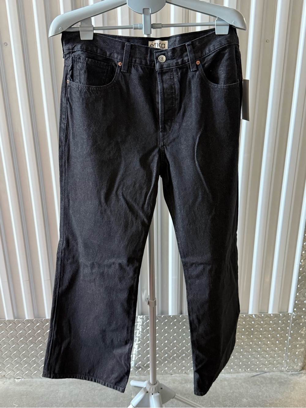 ETICA Amis  Relaxed Boot Cut Jeans, Clear Black, size 32